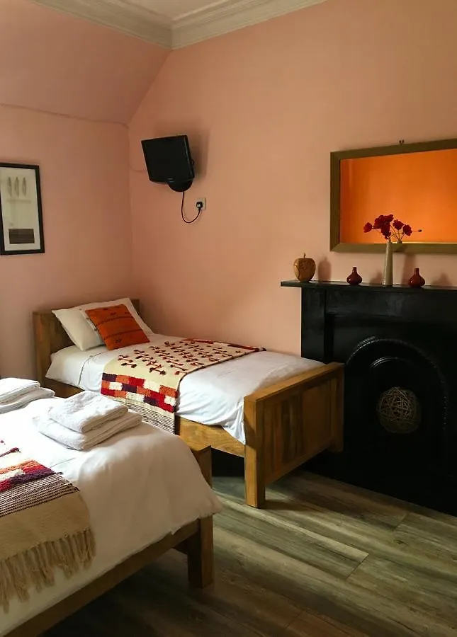 Dalmore Lodge Guest House Edinburgh